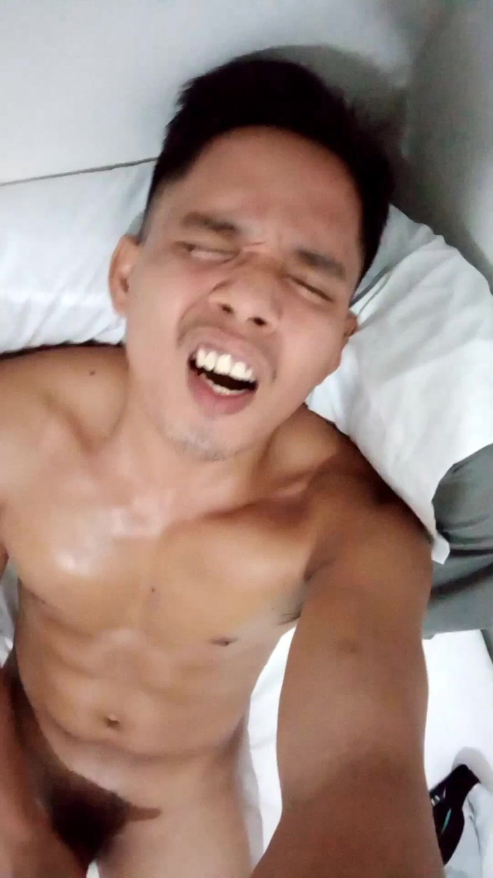 Rent A Gay Productions: The Benvao show E1 hotel unten Milchzeit