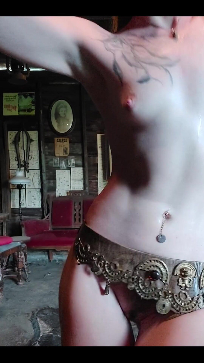 MistressThrope: Dancing Is Fun