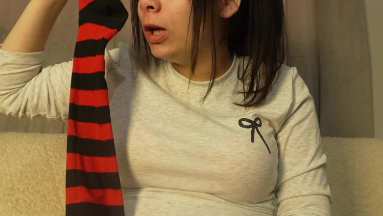 AmayaMori: I Smell the Socks Which Are Very Smelly and It...
