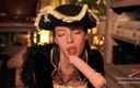 Effy Loweell studio: Сексуальна піратка Effy знає, як сподобатися товстій жорсткій щогли
