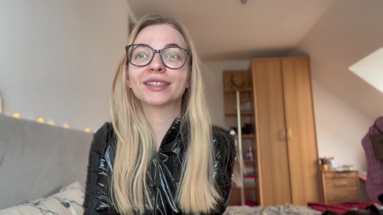 Goddess_Bella_Rae: Dlaczego każdy mężczyzna powinien nosić urządzenie czystości