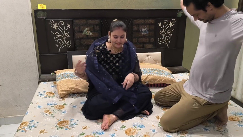 Desi chudai hub: แม่เลี้ยงโสเภณีถูกลูกเลี้ยงเย็ด