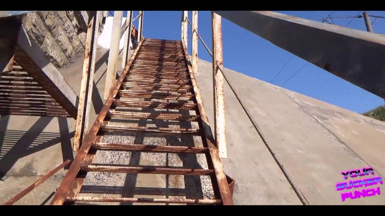 YSP Studio: Blowjob amatir di luar ruangan - bagian 1