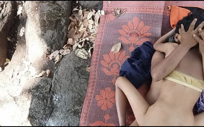 Graju1244: Gadis Asia ngentot habis-habisan sama pacar lokalnya di hutan, ngentot...