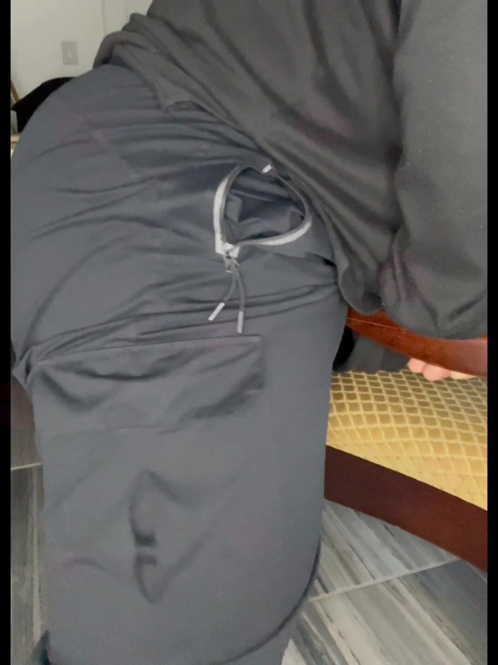 Anye Meshell: Трахатися за обіднім столом!