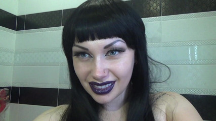 Goddess Misha Goldy: Purple glossy lips! Kissing and duck face fetishes!!