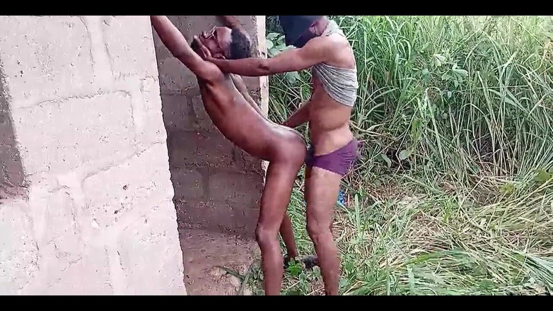 Sexydaddy: Aku ngentot memek temanku ke rumah temanku dan buah untuk...