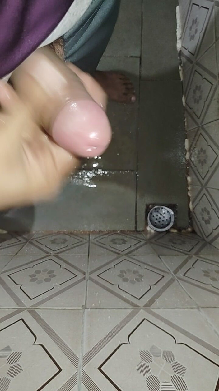 Aakashu09: Sex în baie