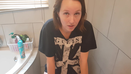 Alicia Robertz: Pissing Compilation