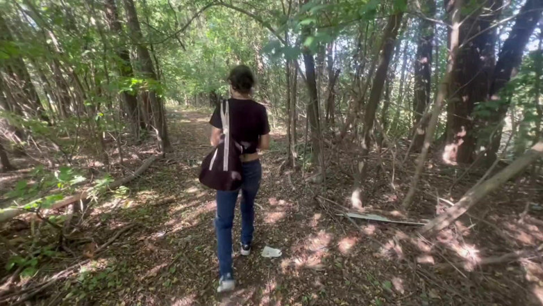 J13D75: Skank rapide dans les bois