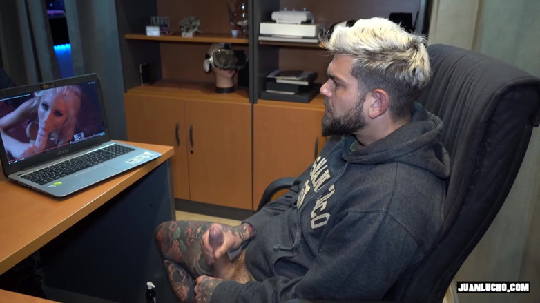 Juan Lucho Gay: Threesome with Boss