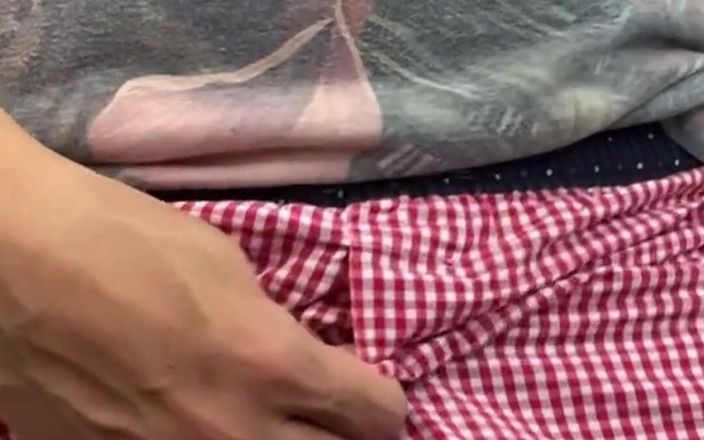 UnderXiaoQiang: Am auzit că homosexualilor nu le place boxerii