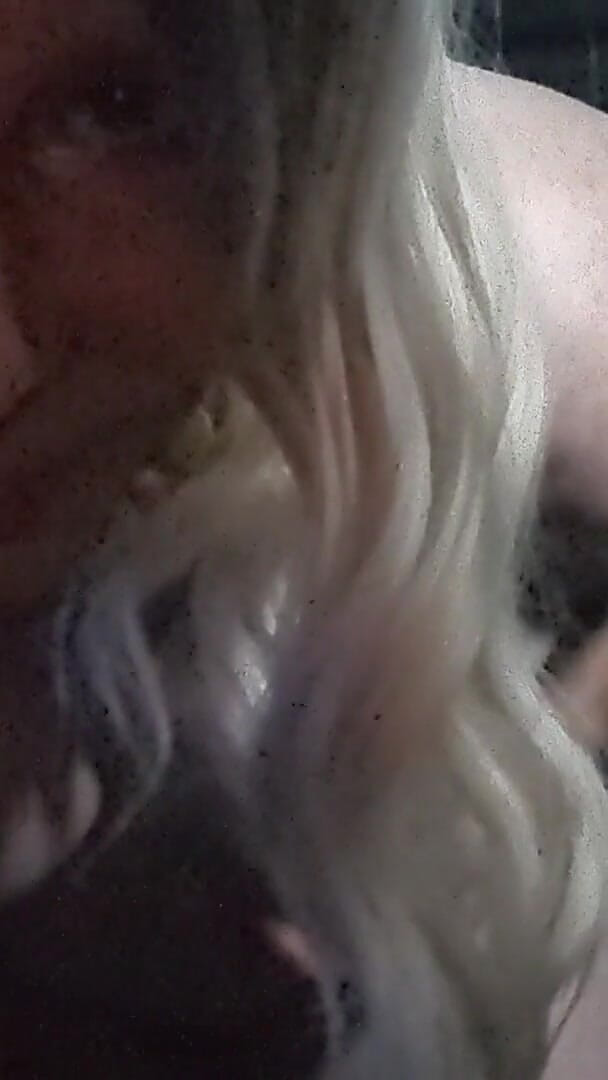Nikki Gets Naked (Nikki T Gee)