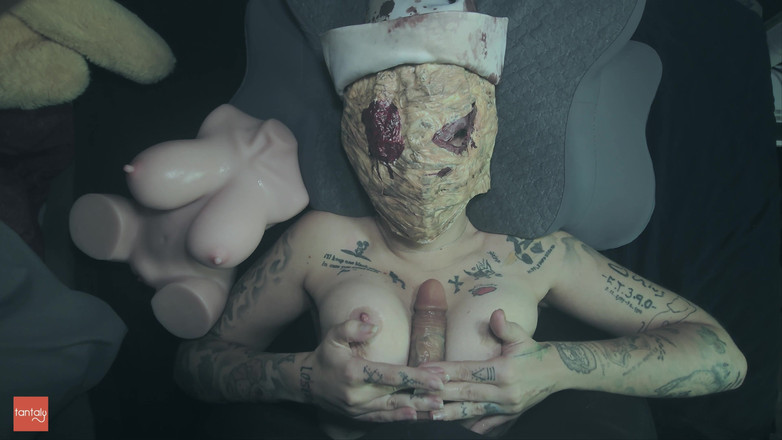 Damagedcosplays: Silent hill krankenschwester und Tantaly doll