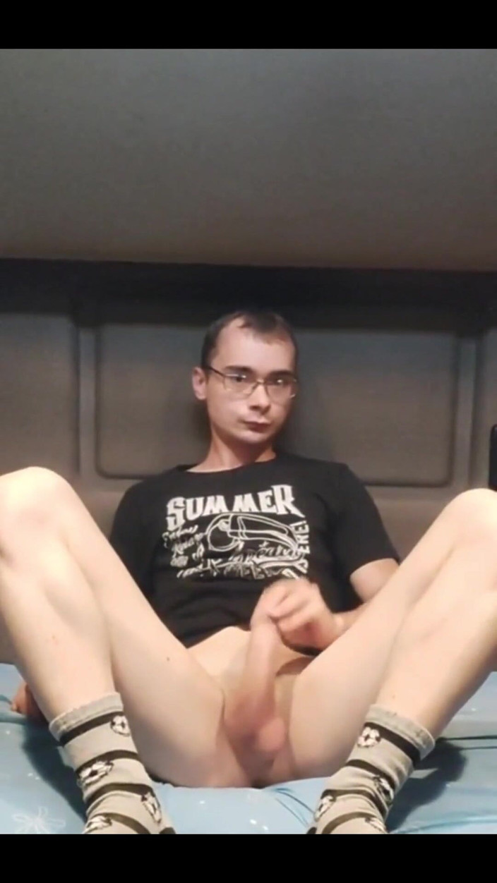 The college boy: Amateur Boy Masturbating