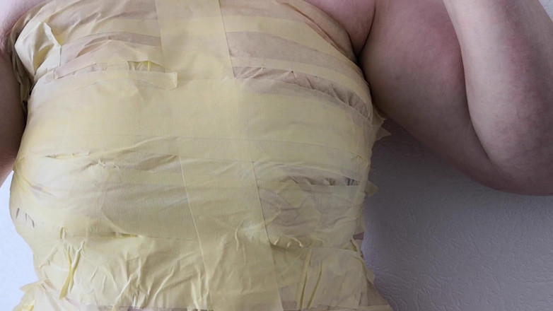 Bouncy Tits Action: Taped tits and real hard whipping