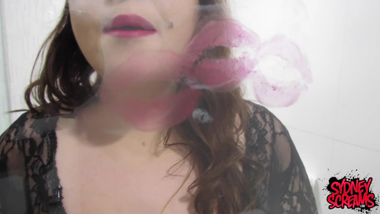 Sydney screams fetish: Shiny Red Lips on Glass - Wmv
