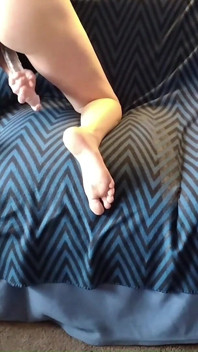 Toying My Pussy with My Purple Dildo (260510f)