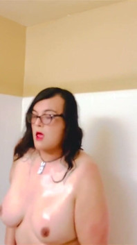 It's time for another shower with Christi!