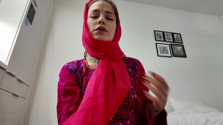 Amateur Homemade Porn: パパが家にいない間にアフガニスタンの義理の妹とセックスする