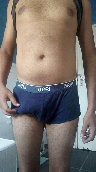 Gthang Meow: Krmítko sexy péra...