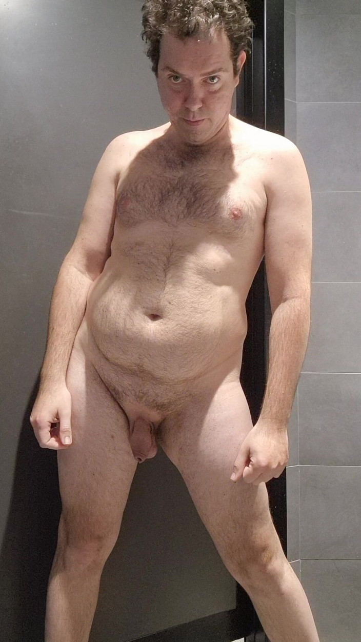 Mirko2589: All Naked in a Pubblic Bathroom