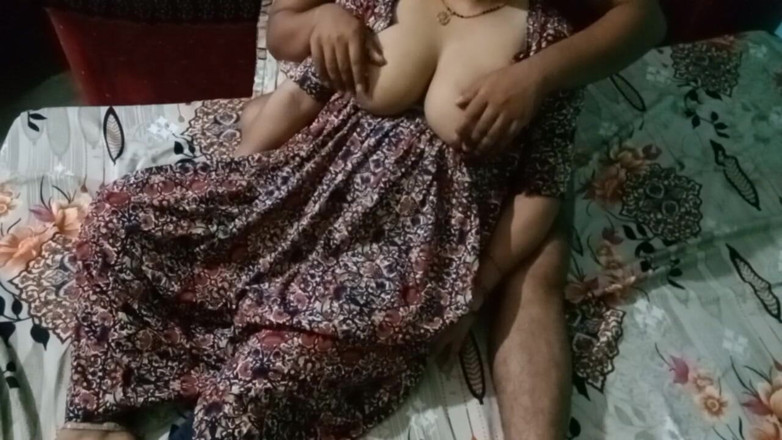 Manjushukla: Sehr schöne bhabhi hat sex mit ihrem ehemann