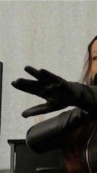 Neue Handschuhe anprobieren (sfw) Ich probiere meine neuen Lederhandschuhe an, die ich erhalten habe, bin besessen von ihnen!