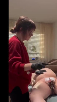 도므라디미아 - 노예 - 채찍질된 노예를 위한 붉은 줄무늬 - 전장