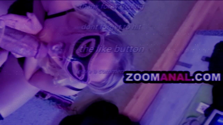 Zoomanal: MILF blonde bertemu dengan pelanggan Arabnya