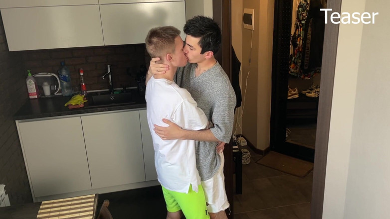 Max Gen: Two Fucking Twinks