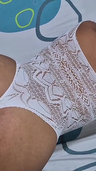 Můj debut v pornu! Bylo to poprvé, co jsem zvedl před kamerou, byl jsem velmi nervózní!