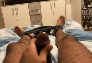 LeonDavid: Eşcinsel fışkırtma