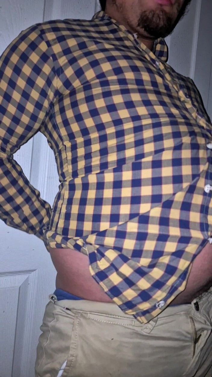 NakyJoss: Facendo scoppiare il mio pulsante sulla mia pancia