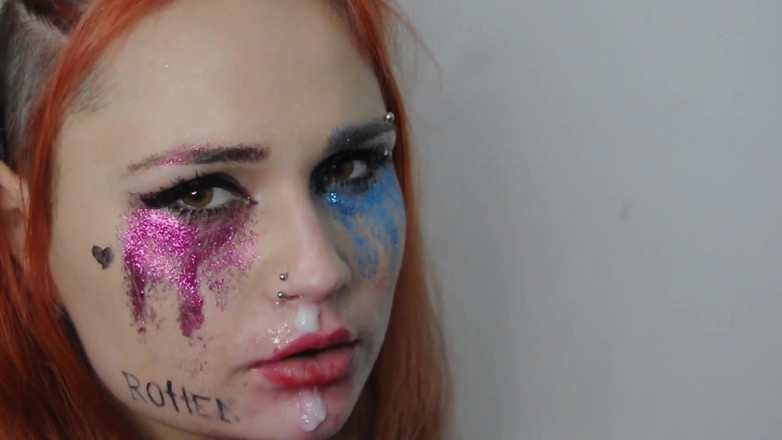 Christa Hell official: Ukarany Harley Quinn za złe zachowanie
