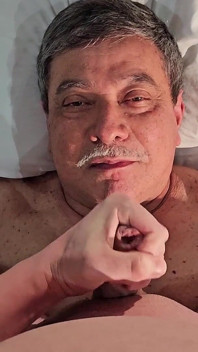Boy Cumming on Stepdaddy