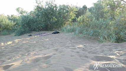 Extremalchiki: Beach Naked Twink