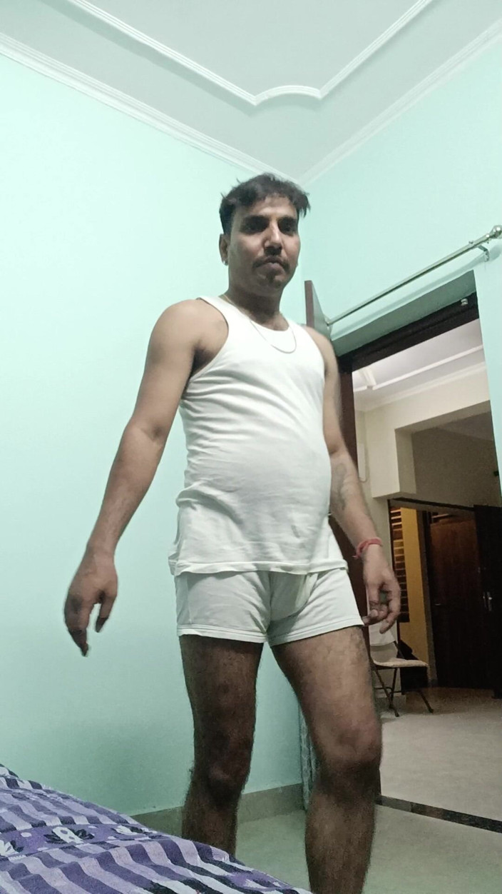 Rajasthani-old-lover: Un homme desi indien baise et montre sa chaussure de...