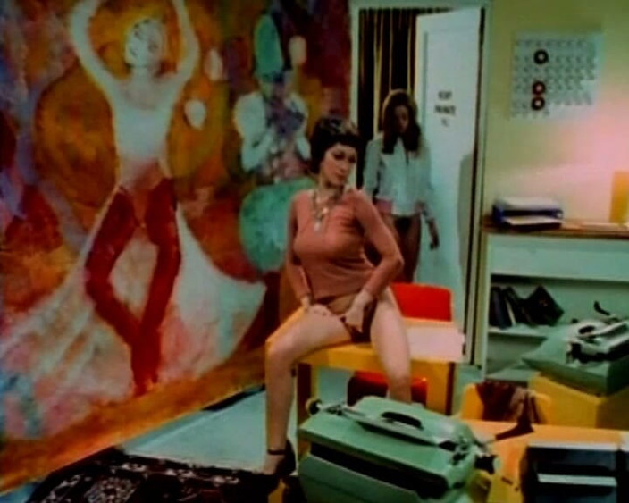 GERMAN PORN CLASSICS: Dr. Snake dan boneka-bonekanya