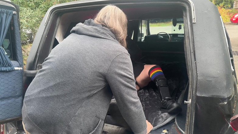 Cliff Media: Pár šuká dozadu sluchu - Cliff Media Productions