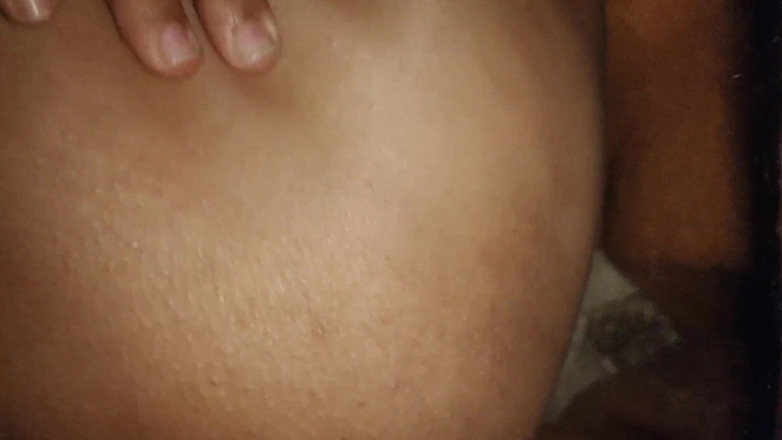 Rishi: Saya mengongkek awak hari ini, awak mengoyakkan pepek saya