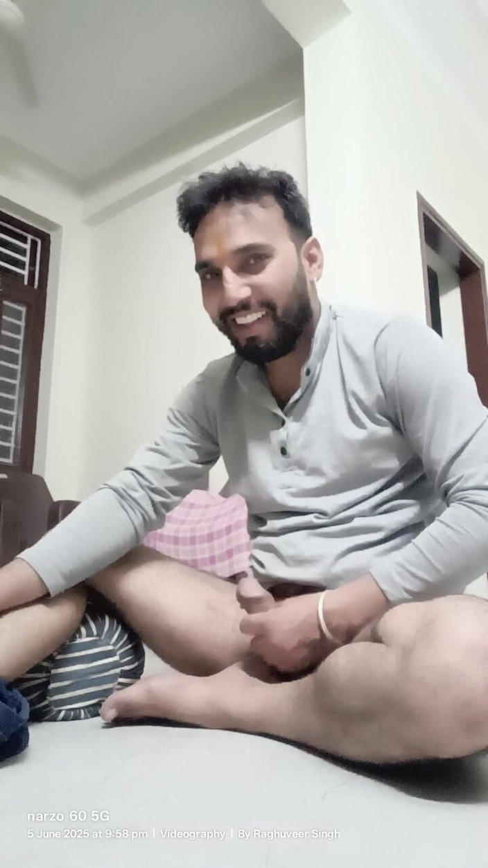 Rajasthani-old-lover: Masturbazione di un uomo indiano in bagno