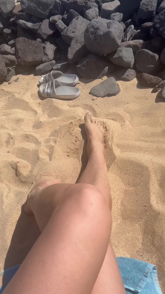 Sunshine mom: Girl No Panties Flashing Pussy and Tits Public Compilation