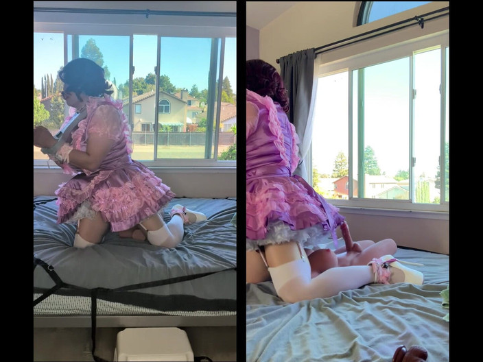 Sissy Candy: Rosa Satin Sissy Maid rider sin sexdocka leksak medan hon är...