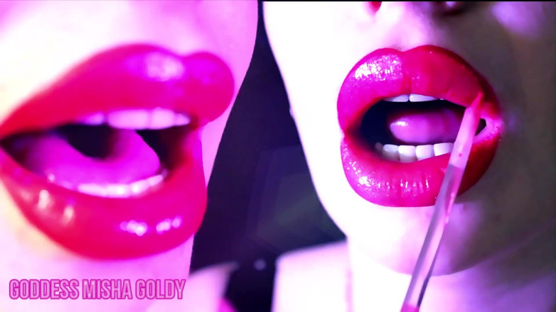 Goddess Misha Goldy: あなたは私の完璧な唇にノーと言うほど強くはありません