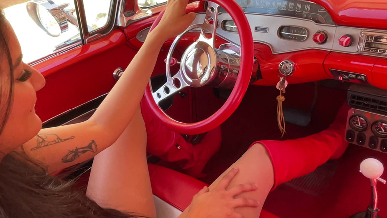 Viva Athena: 踏板抽 1958 chevy impala