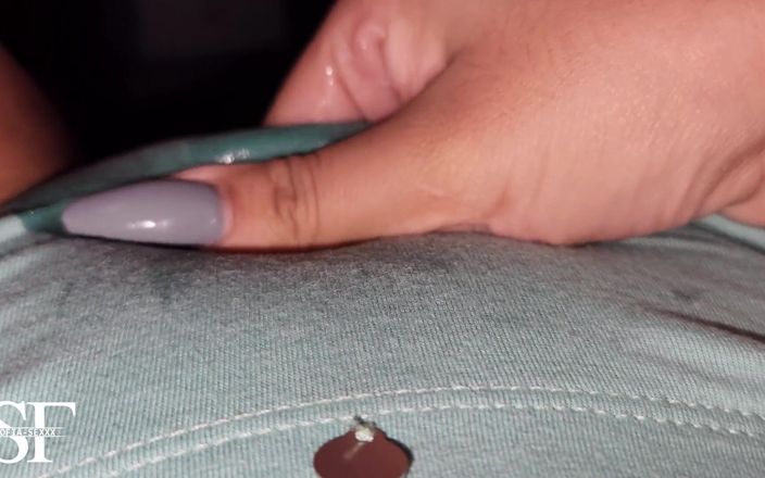 sofiasexxx: Ouça o Som da Minha Vagina Molhada enquanto eu me...