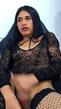 Me perdendo no prazer com duas garotas trans e um mundo de sensações