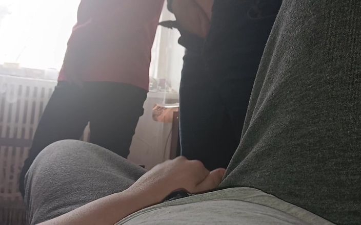 Lesbian-candys: We Masturbate Threesome and Cum in Our Clothes