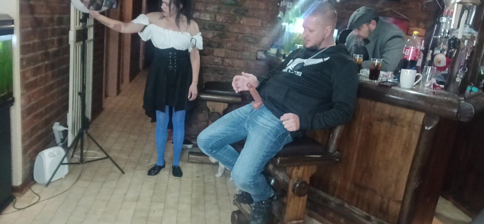 Bigjoefuckalott: Hallo Babe You.are Hot